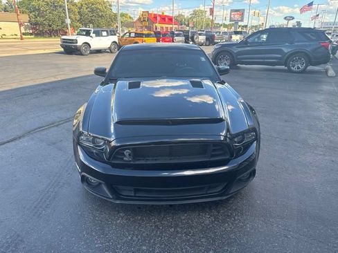 Used 2014 Ford Mustang GT RWD image 7
