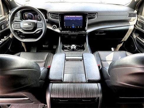 Used 2024 Jeep Wagoneer L Series II w/ Flexible Seating Group image 28