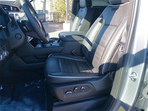 Used 2023 GMC Sierra 1500 AT4X image 15