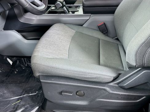 Used 2023 Ford F150 Lightning XLT image 26