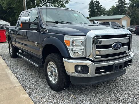 Used 2016 Ford F250 XLT w/ XLT Premium Package AWD/4WD image 9
