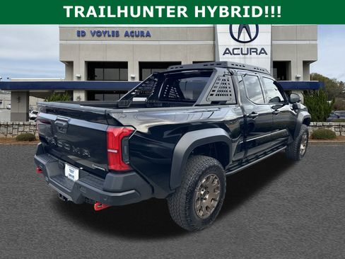 Used 2025 Toyota Tacoma 4x4 Double Cab Hybrid image 3