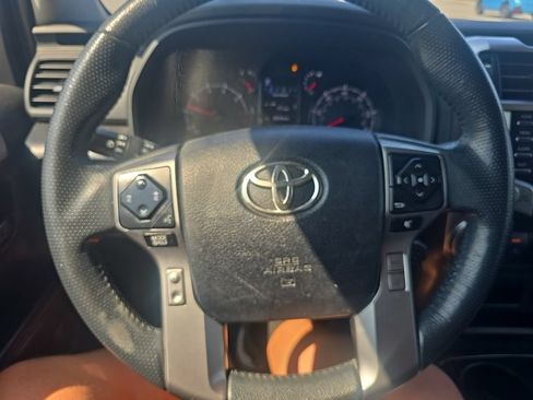 Used 2022 Toyota 4Runner SR5 Premium w/ Moonroof Package AWD/4WD image 14