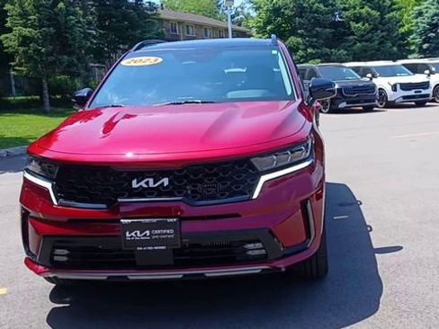 Certified 2023 Kia Sorento SX AWD/4WD image 6