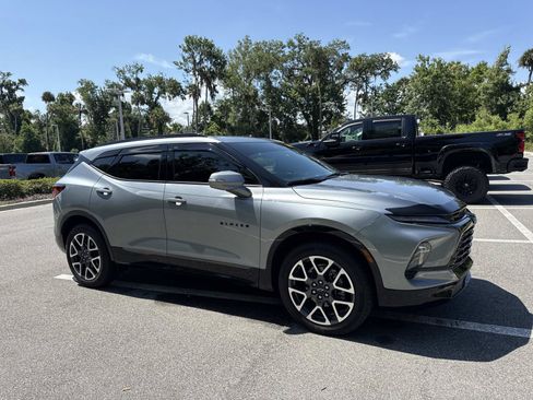 Used 2025 Chevrolet Blazer RS w/ Driver Confidence II Package FWD image 1