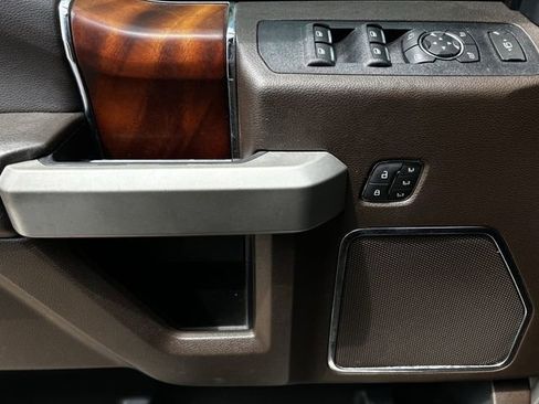 Used 2022 Ford F250 King Ranch w/ King Ranch Ultimate Package image 28