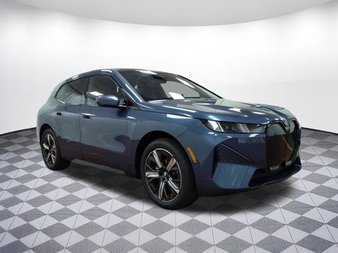 New 2026 BMW iX xDrive45 w/ Premium Package image 6