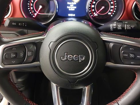 Used 2022 Jeep Wrangler Rubicon w/ Steel Bumper Group image 35