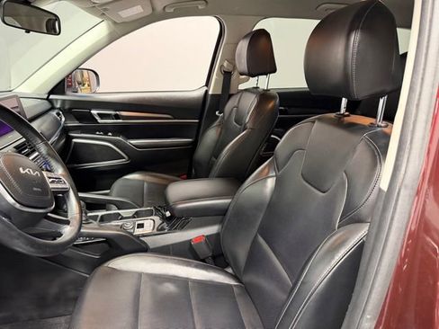 Used 2022 Kia Telluride LX AWD/4WD image 16