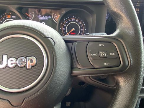 Used 2024 Jeep Wrangler Sport AWD/4WD image 42