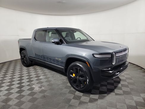 Used 2022 Rivian R1T Adventure AWD/4WD image 7