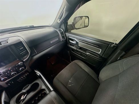 Used 2020 RAM 2500 Big Horn w/ Level 2 Equipment Group image 11