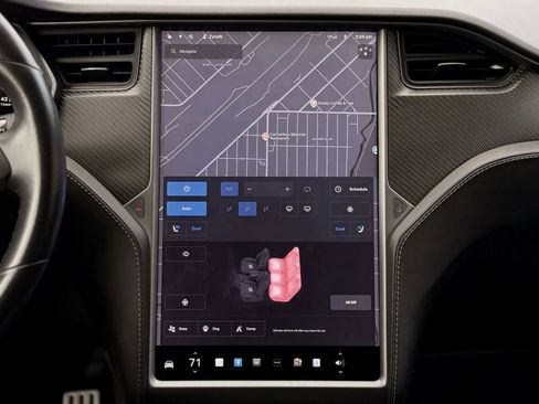 Used 2018 Tesla Model X P100D image 17