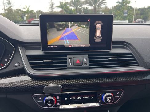 Used 2020 Audi SQ5 Premium Plus w/ Premium Plus Package image 50