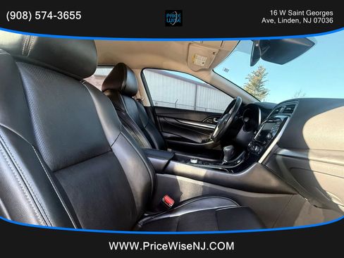 Used 2021 Nissan Maxima 3.5 SV w/ Floor Mat Group image 21