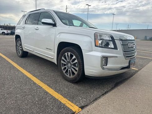 Used 2017 GMC Terrain Denali AWD/4WD image 2