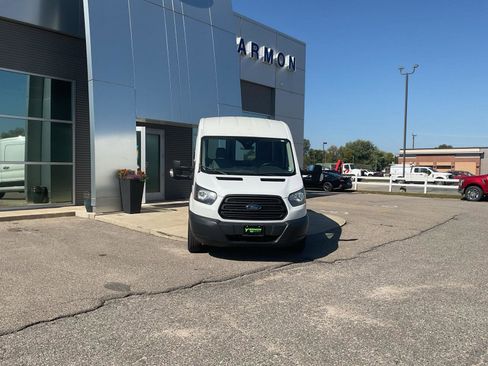 Used 2016 Ford Transit 250 148 Medium Roof image 8