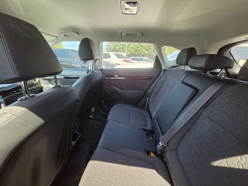 Used 2024 Kia Seltos X-Line AWD/4WD image 9
