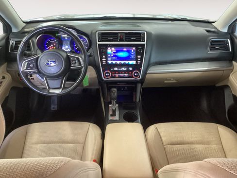 Used 2019 Subaru Outback 2.5i Premium image 10