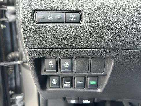 Certified 2022 Nissan Rogue Sport SV image 15