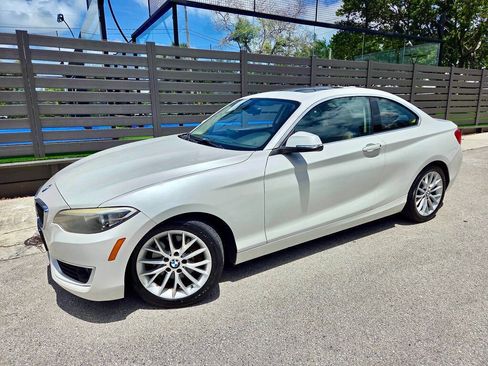 Used 2015 BMW 228i Coupe w/ Premium Package RWD image 9