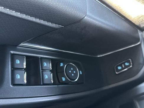 Used 2025 Ford F150 XLT w/ Equipment Group 301A Standard AWD/4WD image 17