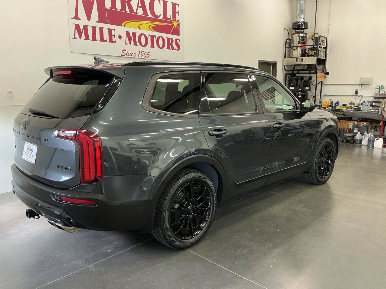 Used 2021 Kia Telluride EX w/ EX Premium Package AWD/4WD image 7