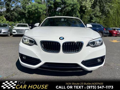 Used 2019 BMW 230i Coupe w/ Premium Package image 3