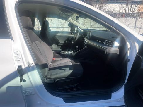 Used 2021 Kia K5 LXS image 29