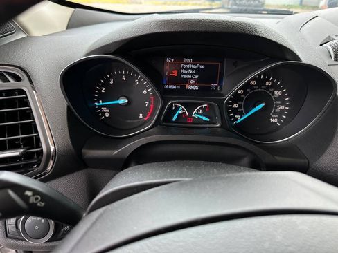 Used 2017 Ford Escape Titanium FWD image 6