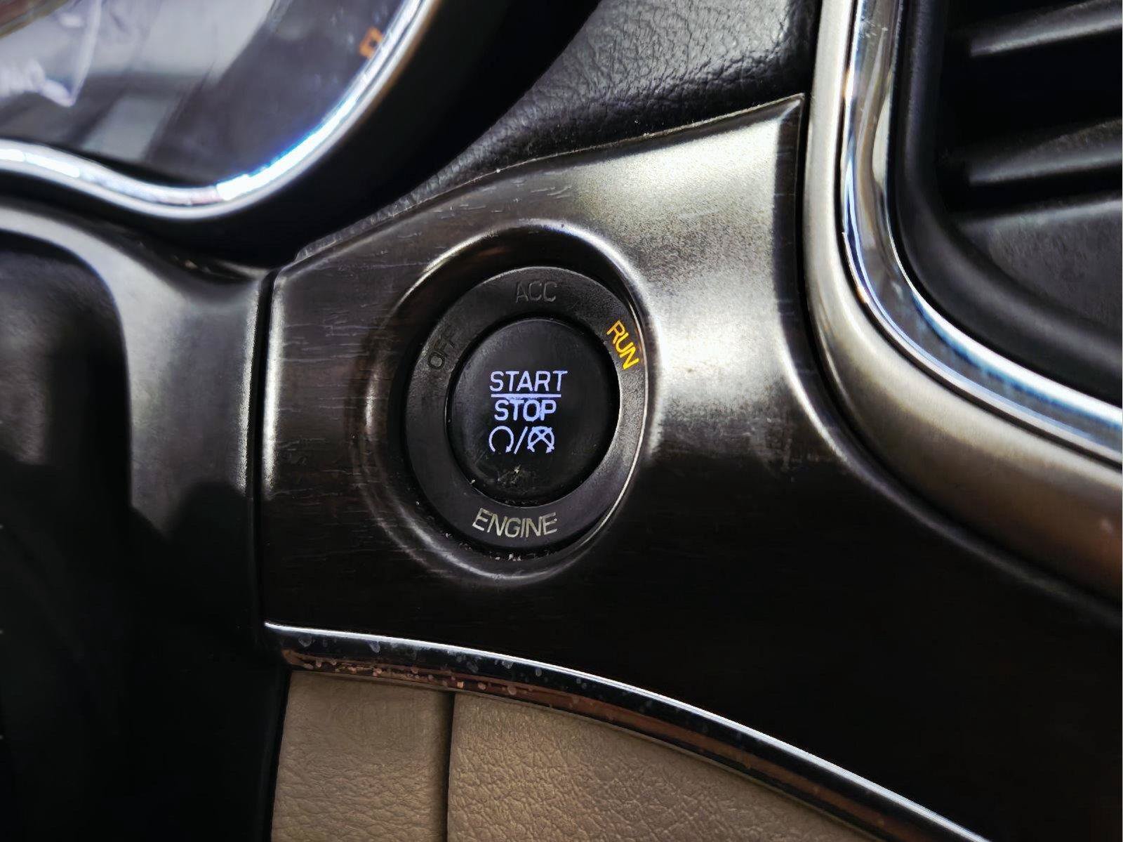 Used 2015 Jeep Grand Cherokee Limited AWD/4WD image 22