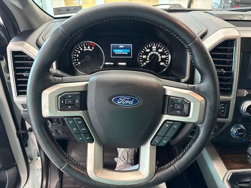 Used 2020 Ford F150 Lariat w/ Equipment Group 502A Luxury AWD/4WD image 16