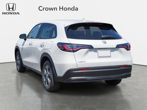 New 2026 Honda HR-V LX image 2