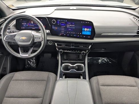 Certified 2024 Chevrolet Traverse LT FWD image 14