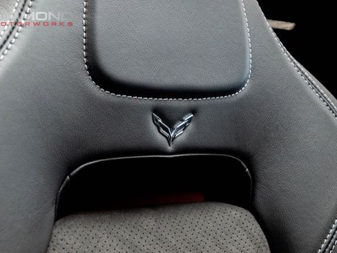 Used 2016 Chevrolet Corvette Stingray 2LT w/ 2LT Preferred Equipment Group image 97