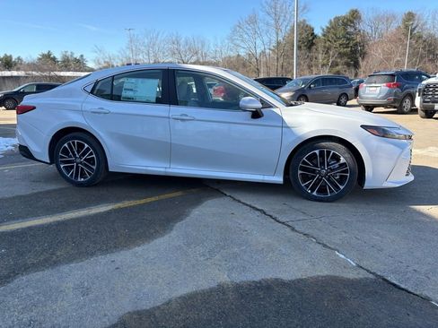 New 2026 Toyota Camry XLE image 9