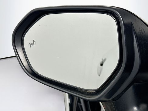 Used 2020 Toyota Camry XSE FWD image 16