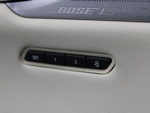 Used 2025 Cadillac XT5 Premium Luxury w/ Technology Package image 28