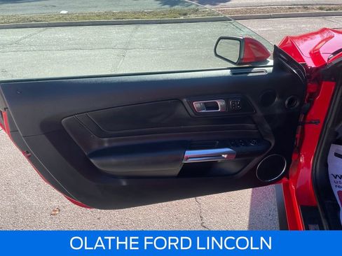 Certified 2019 Ford Mustang GT Premium w/ Equipment Group 401A image 20