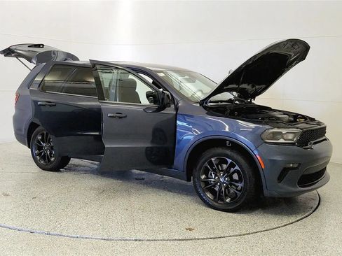 Used 2021 Dodge Durango SXT AWD/4WD image 9
