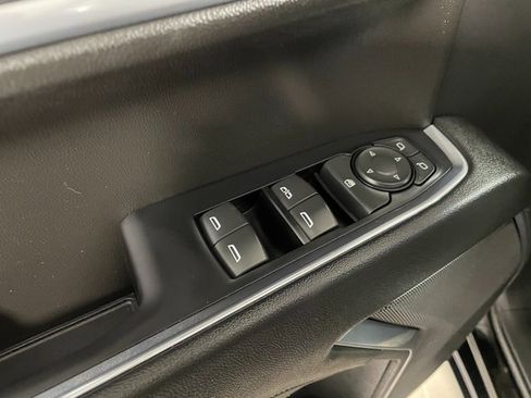 Used 2022 Chevrolet Silverado 1500 LT image 19