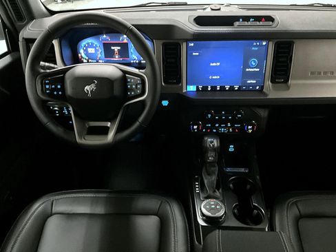 New 2025 Ford Bronco Outer Banks image 12