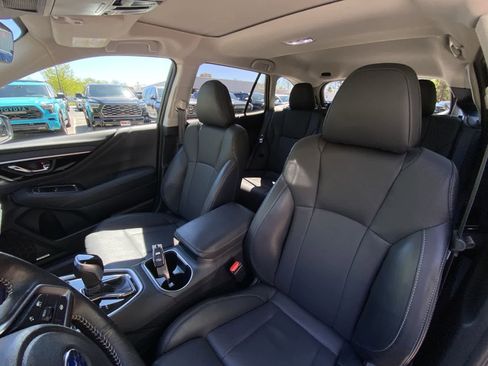 Used 2024 Subaru Outback Limited AWD/4WD image 18