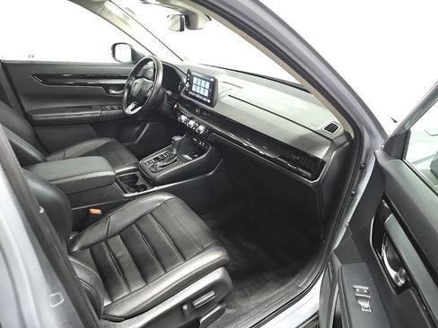 Used 2025 Honda CR-V EX-L image 16