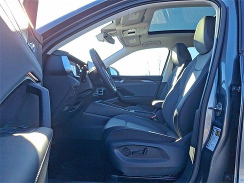 New 2026 Volkswagen Tiguan SE image 6