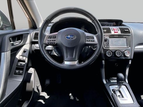 Used 2014 Subaru Forester 2.5i Touring AWD/4WD image 6