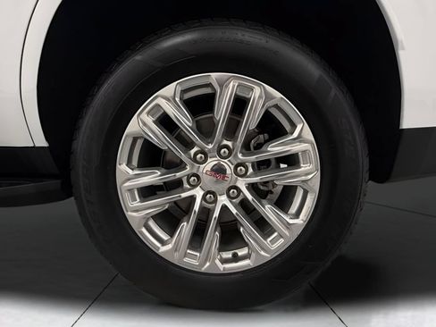 Used 2024 GMC Yukon SLT AWD/4WD image 33