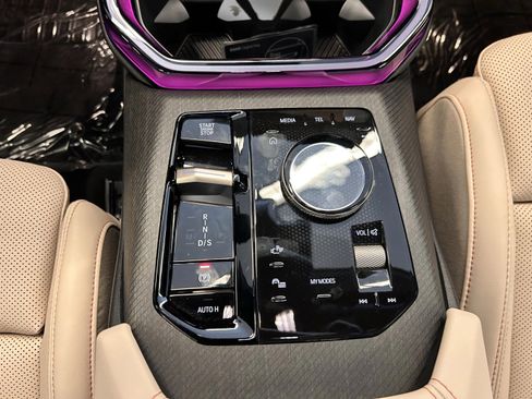 Used 2025 BMW X3 xDrive30i image 9