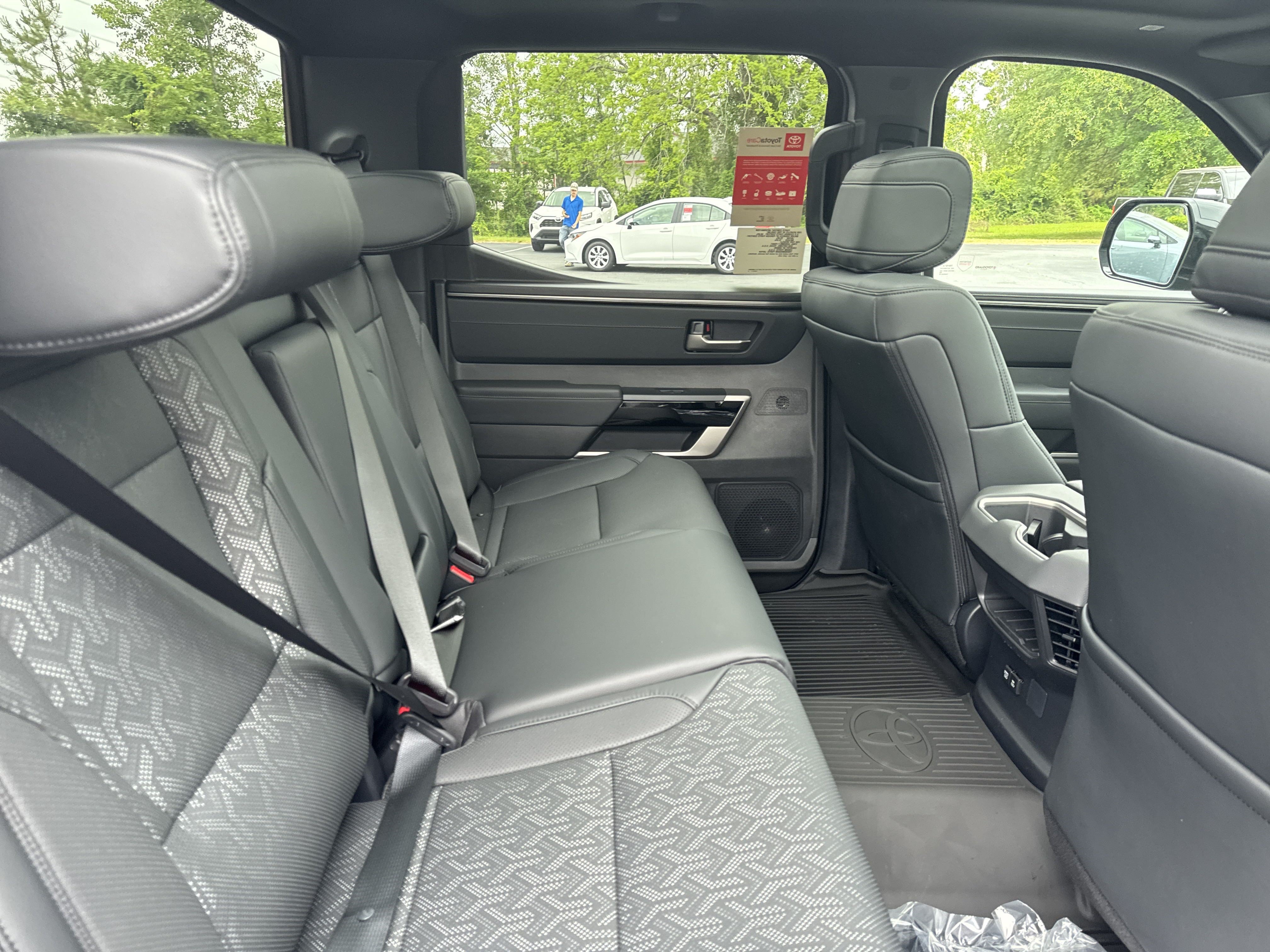 New 2025 Toyota Tundra Limited AWD/4WD image 29