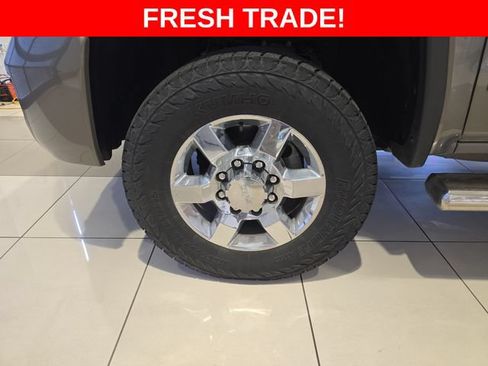 Used 2017 GMC Sierra 2500 SLT w/ All Terrain HD Package AWD/4WD image 25